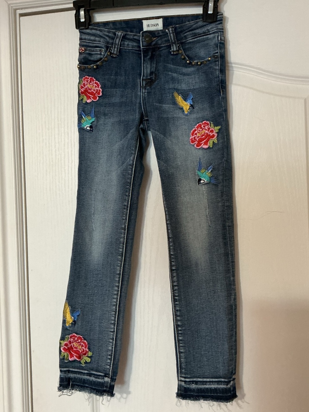 Cute Hudson Embroidered & Studded Skinny Jeans Girls Size 10